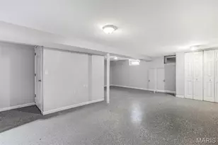 5550 Sapphire Ave, Jennings, MO 63136 - Photo 32