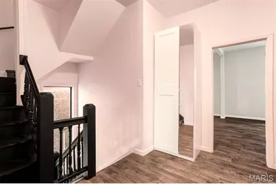 938 Catalpa Street, Saint Louis, MO 63112 - Photo 20