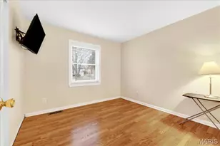 518 Fox Crest Dr, Hazelwood, MO 63042 - Photo 16