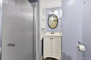 518 Fox Crest Dr, Hazelwood, MO 63042 - Photo 24