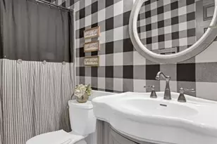 1210 Du Motier Dr, Ballwin, MO 63011 - Photo 38