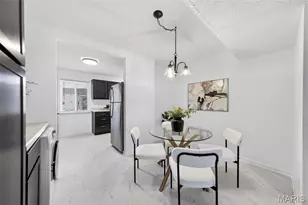 1832 Gascony Parc Dr, Lake Saint Louis, MO 63367 - Photo 6