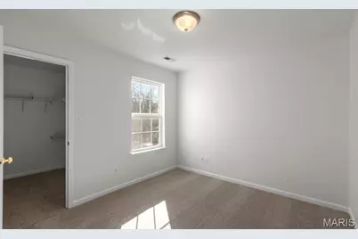 1605 Hurstborough Manor Drive, Hazelwood, MO 63042 - Photo 18