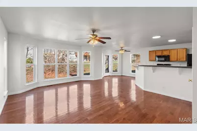 1605 Hurstborough Manor Drive, Hazelwood, MO 63042 - Photo 4