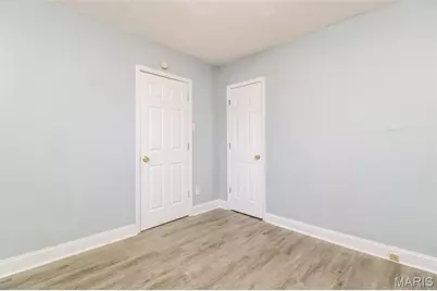 5470 Hamilton Avenue, Jennings, MO 63136 - Photo 12