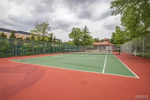 585 Coeur de Royale Dr, Creve Coeur, MO 63141 - Photo 30