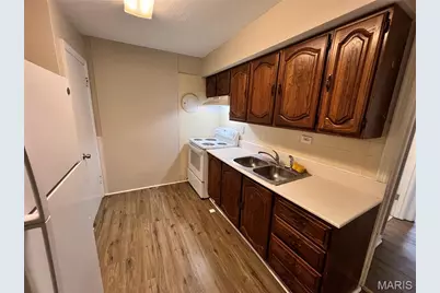 1257 Waldorf, Saint Louis, MO 63137 - Photo 16