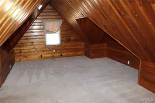 8910 Shawnee Ln, Saint Louis, MO 63114 - Photo 12