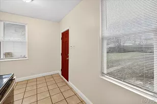 939 Erskine Ave, Saint Louis, MO 63125 - Photo 14