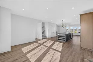 8979 Eager Rd, Richmond Heights, MO 63144 - Photo 18