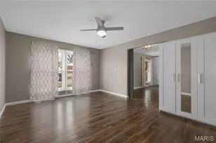 326 Renaldo Dr, Chesterfield, MO 63017 - Photo 4