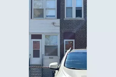 705 Bates Street, Saint Louis, MO 63111 - Photo 2