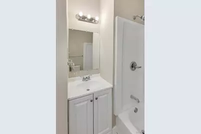 2424 Gothland Avenue, Overland, MO 63114 - Photo 18
