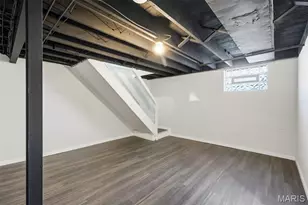 8925 Eden Ave, Saint Louis, MO 63123 - Photo 32