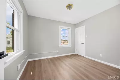 10019 Saint Martha Lane, Saint Ann, MO 63074 - Photo 8