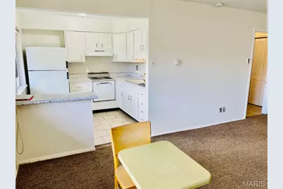 7497 Hazelcrest Drive #G, Hazelwood, MO 63042 - Photo 12