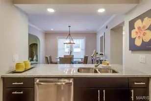 7552 Wydown Blvd, Clayton, MO 63105 - Photo 8