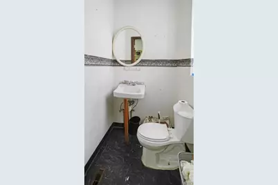 1004 Sutter Avenue, University City, MO 63130 - Photo 16