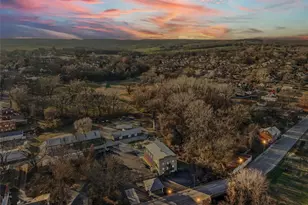 305 N Main St, Saint Genevieve, MO 63670 - Photo 8