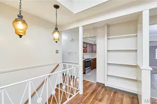 2440 Chaucer Ave, Saint Louis, MO 63114 - Photo 8