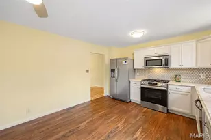 330 Oak Tree Dr, Webster Groves, MO 63119 - Photo 10