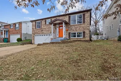 330 Oak Tree Drive, Webster Groves, MO 63119 - Photo 1