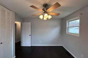 245 Peffer Ln, Fenton, MO 63026 - Photo 12