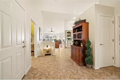 3171 Park Place Drive, Cape Girardeau, MO 63703 - Photo 2