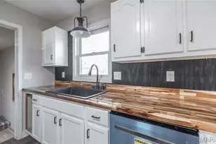 21705 Rudolph Rd, Waynesville, MO 65583 - Photo 8