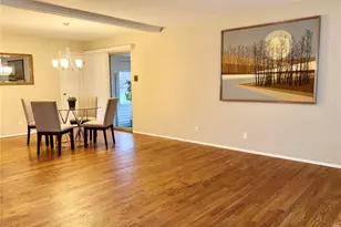 1320 Pepperhill Dr, Florissant, MO 63033 - Photo 2