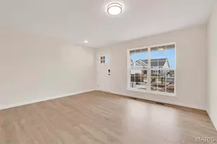 1519 Winding Mdws Dr, Fenton, MO 63026 - Photo 4