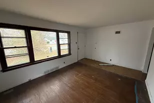 10449 Duke Dr, Unincorporated, MO 63136 - Photo 2