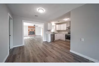 203 Bell Avenue, Waynesville, MO 65583 - Photo 6