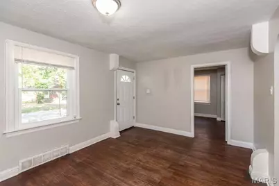 320 Henquin Drive, Ferguson, MO 63135 - Photo 14