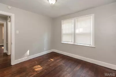 320 Henquin Drive, Ferguson, MO 63135 - Photo 28