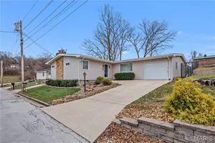 128 E 11th St, Hermann, MO 65041 - Photo 1