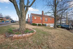 9292 Fayette Ave, Saint Louis, MO 63123 - Photo 2