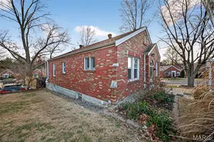 9292 Fayette Ave, Saint Louis, MO 63123 - Photo 4