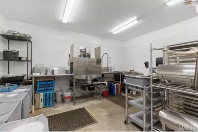 15933 Highway, Ellisville, MO 63336 - Photo 14