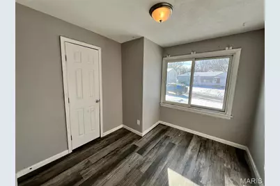 10232 Tappan Drive, Saint Louis, MO 63137 - Photo 8