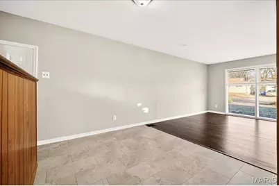 1865 Clover Lane, Florissant, MO 63031 - Photo 8