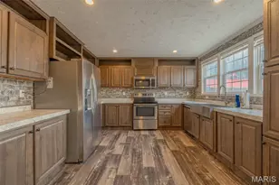 110 Schupmann Dr, Troy, MO 63379 - Photo 10
