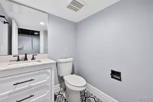 6918 Dartmouth Ave, University City, MO 63130 - Photo 26