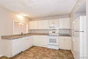 12876 Vista Ridge, Saint Louis, MO 63138 - Photo 6