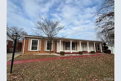 3835 Greengrass Drive, Florissant, MO 63033 - Photo 2