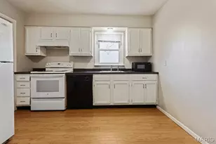 615 Florland Dr, Florissant, MO 63031 - Photo 12