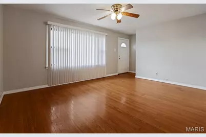 615 Florland Drive, Florissant, MO 63031 - Photo 6