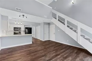 1321 Prospect Village Ln, Ballwin, MO 63021 - Photo 10