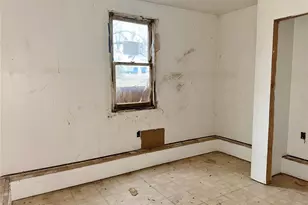 6237 Garfield Ave, Berkeley, MO 63134 - Photo 4