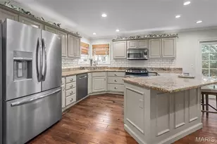 37 Ravens Pointe, Lake Saint Louis, MO 63367 - Photo 18